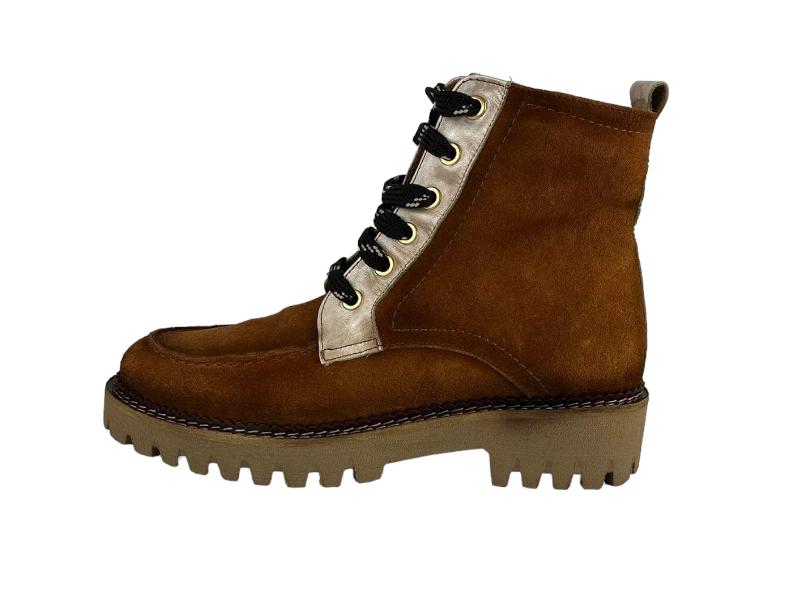 Salonissimo | Crissi women's hazelnut suede leather flat lace-up ankle boots