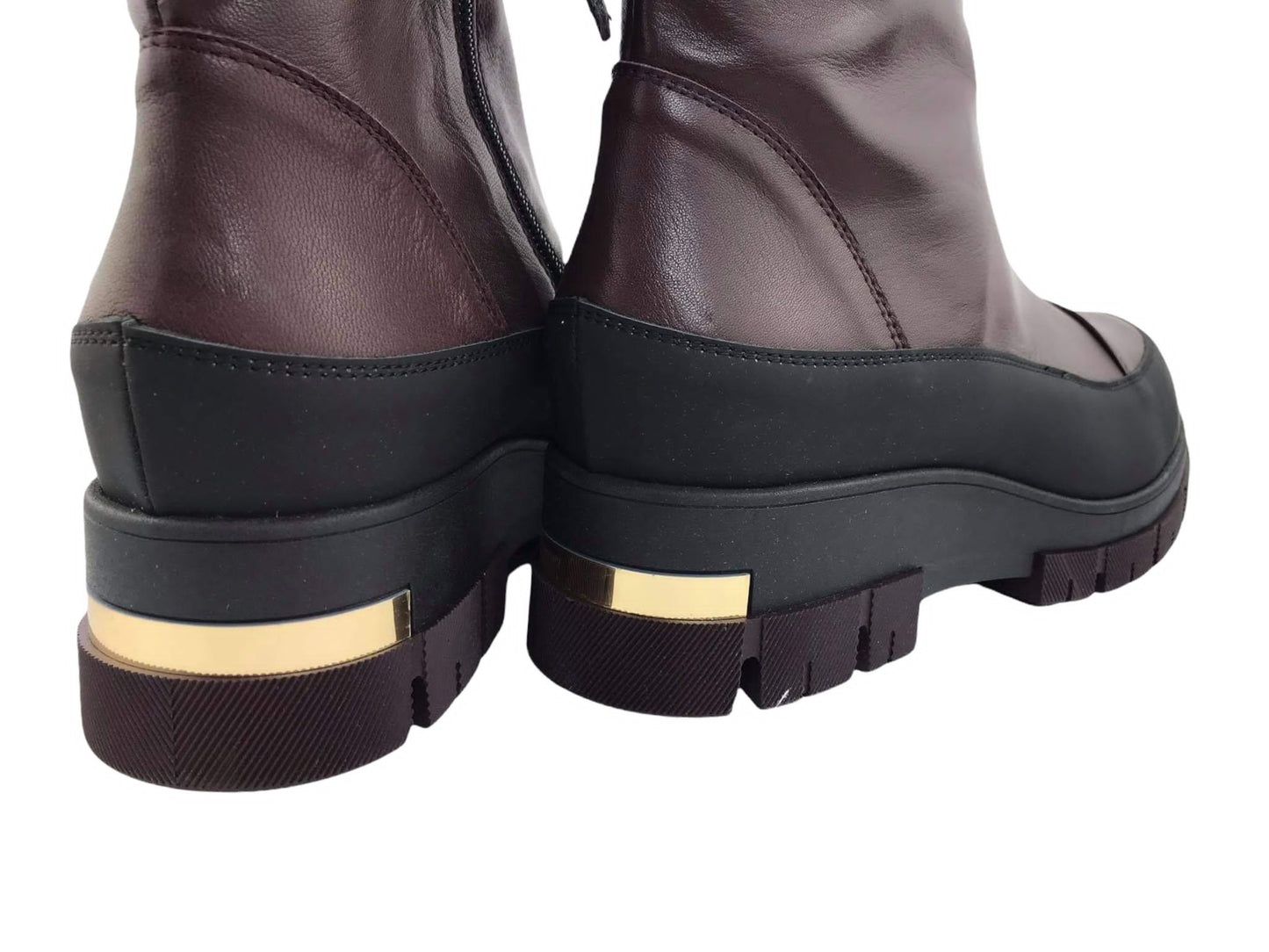 Commart | Women's flat ankle boots with zipper and burgundy platform Leila