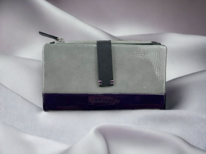 Caramelo | Billetera, cartera y monedero gris y violeta piel legítima charol  Leila