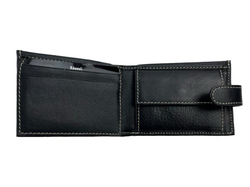 Vista interior de una cartera de hombre, tarjetero y monedero en piel negra con pespuntes en blanco.