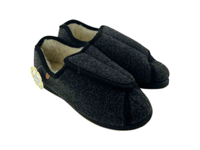 Pantuflas de mujer o hombre, muy cómodas, de fieltro gris y lana cálida, abrigadas, fáciles de poner e ideales para pies hinchados. Suela antideslizante.