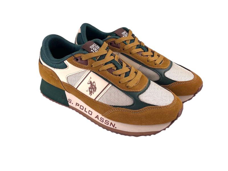 Sneakers de hombre con cordones en piel ocre y verde, con cordones y logo de la marca en los laterales y solapa. Vista lateral derecha con fondo blanco.