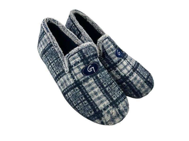 Pantuflas cerradas de invierno de paño grueso, en textil de cuadros grises y azules,  para hombre. Suela de goma antideslizante. 