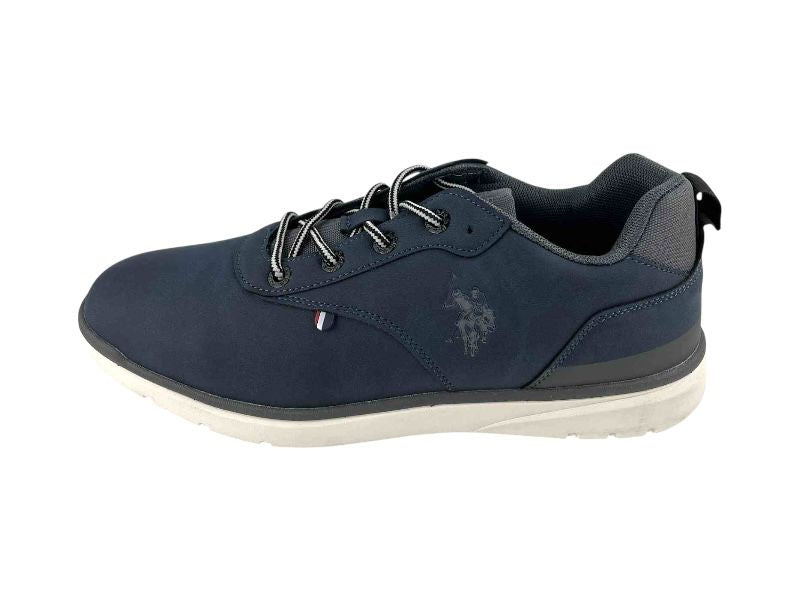 Botín ligero de hombre, en color azul marino, con cordones, suela blanca y logo en el lateral de la marca U.S.Polo.