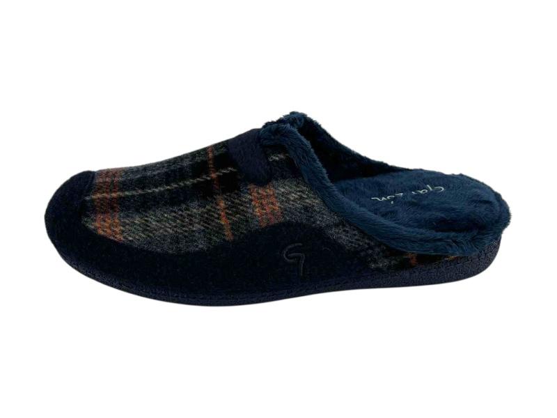 Pantuflas de hombre descalzas, de estilo clásico, con cuadros en color azul, marrón y naranja. Zapatillas de casa muy cómodas y de gran calidad.