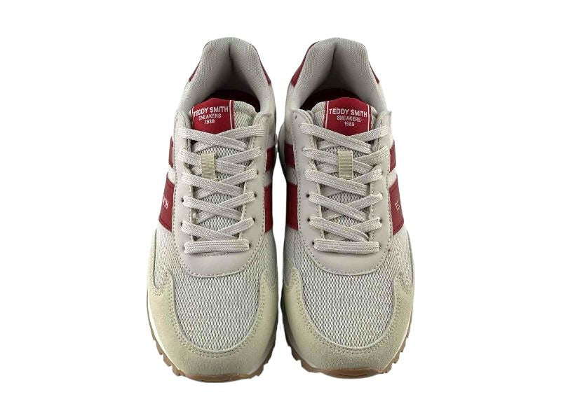 Zapatillas retro de hombre, Teddy Smith, en color beige y rojos con detalles de piel y textil. Con cordones y logo en la lengüeta sobre fondo blanco.