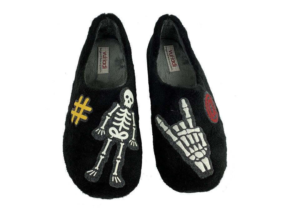 Vulladi | Skeleton man house slippers