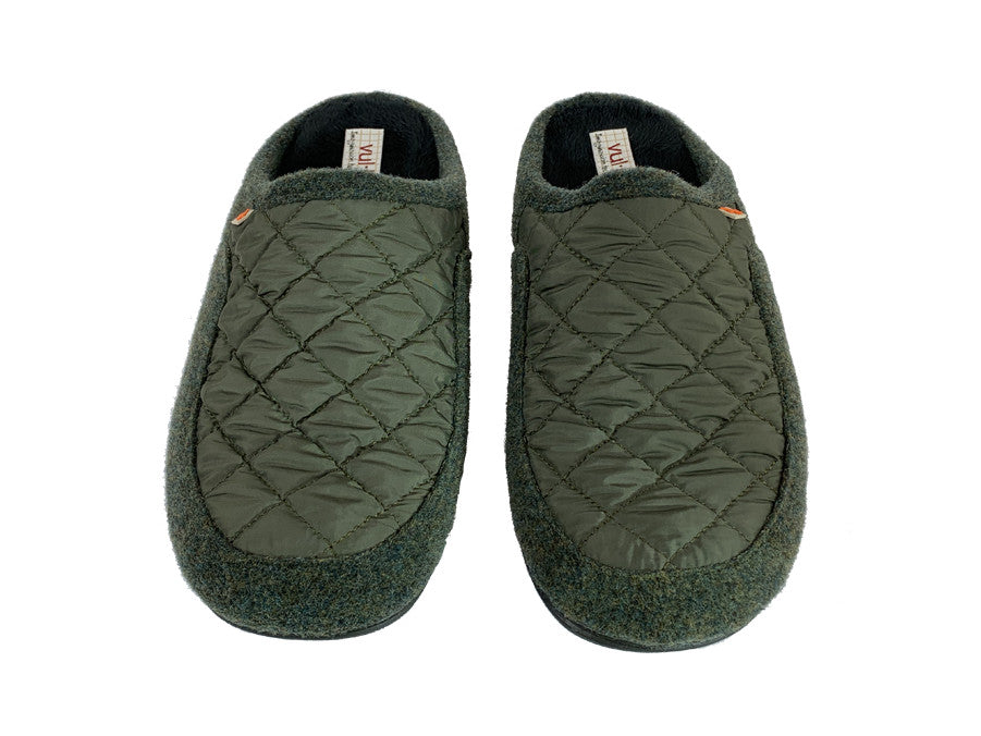 Vulladi | Men's green quilted house slippers