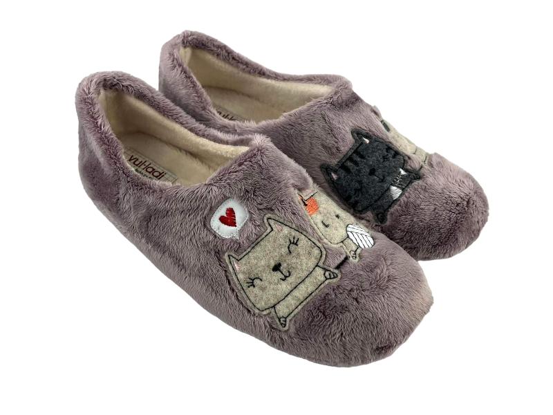 Vulladi | Petunia kittens women's closed house slippers