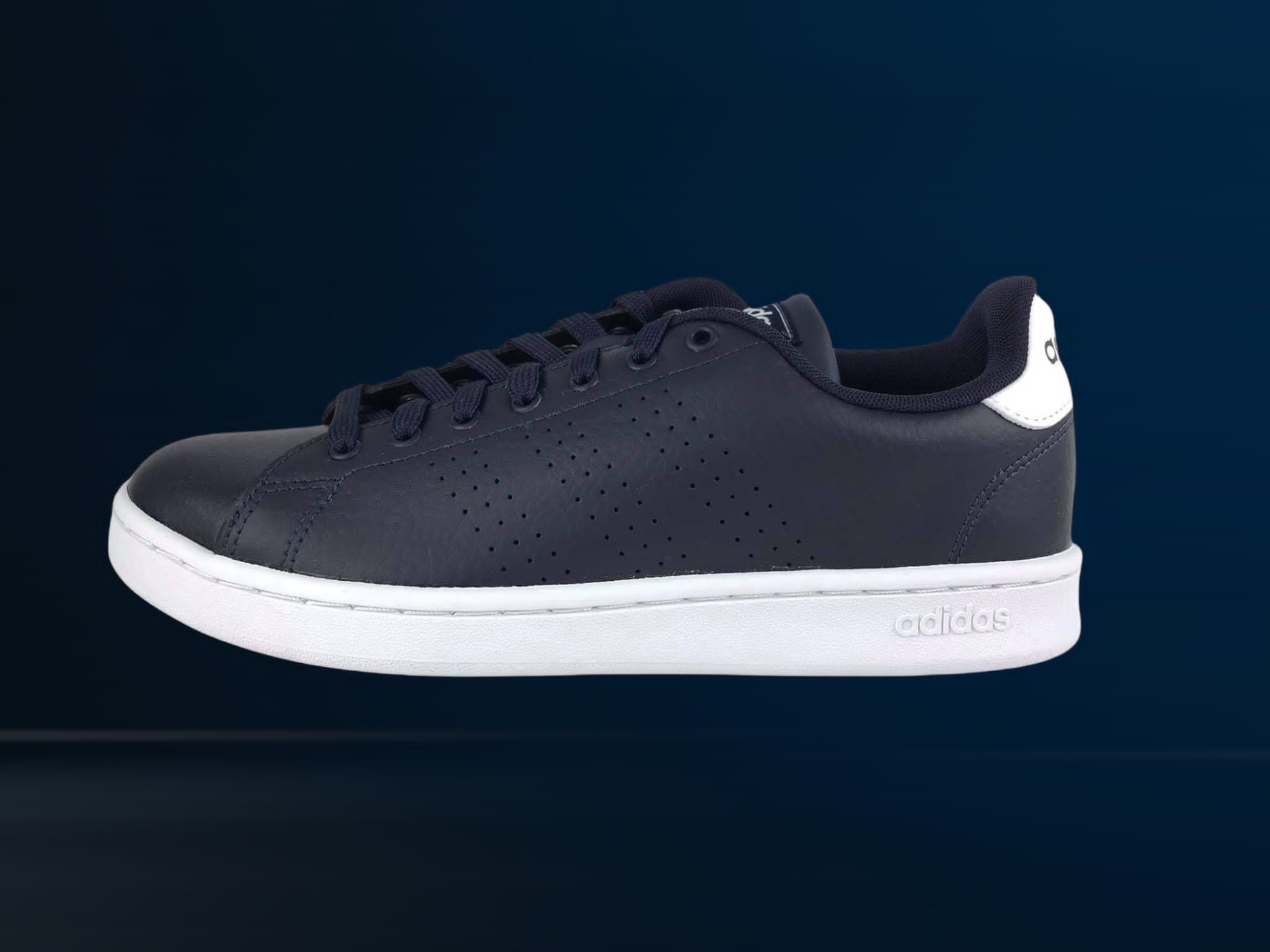 Adidas | Sneakers Chico Lisboa Advantage Piel Azul Marino y Blanco