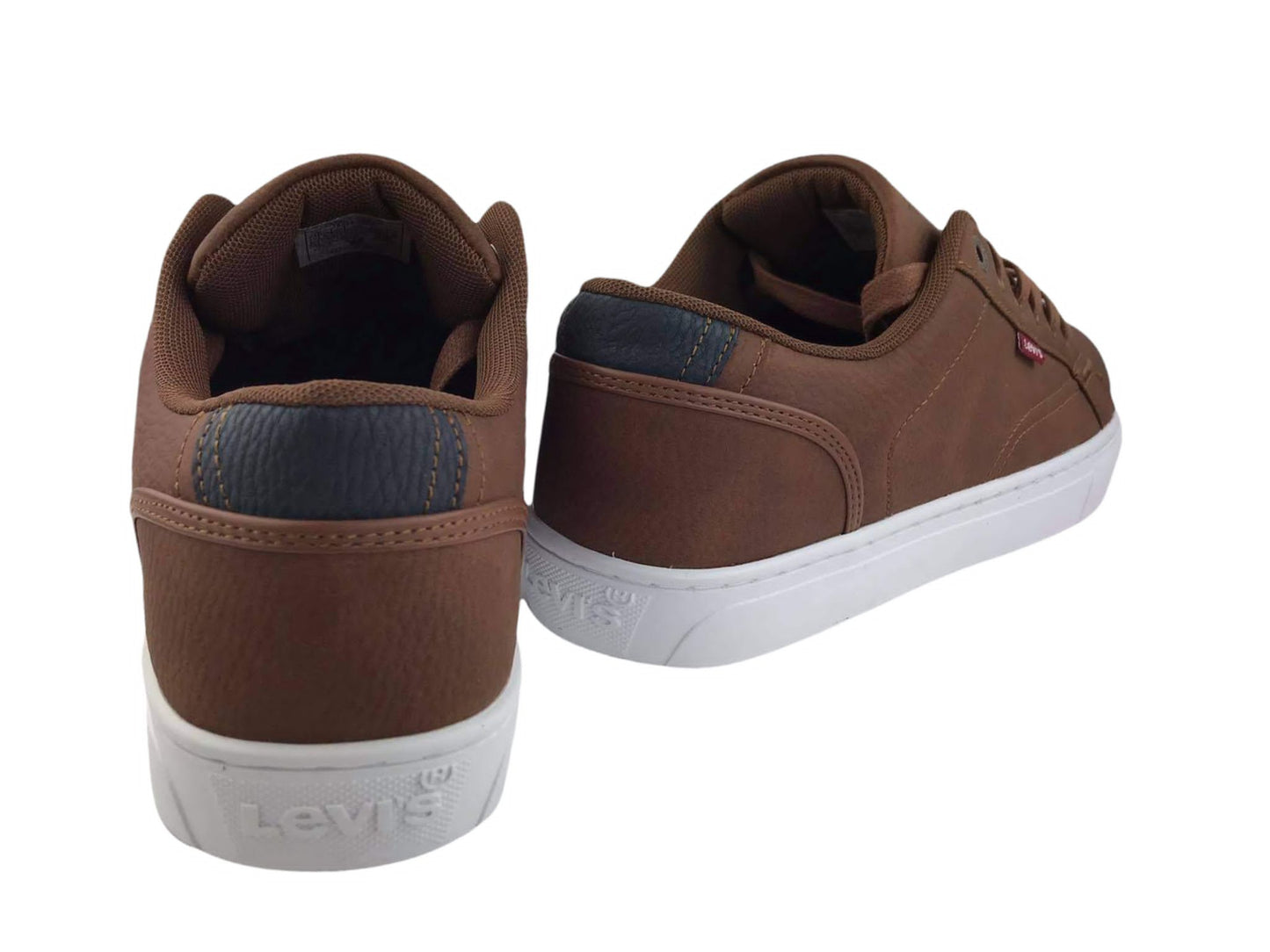 Levi's | Men's street sneakers or tennis shoes with brown Courtright eco-leather laces