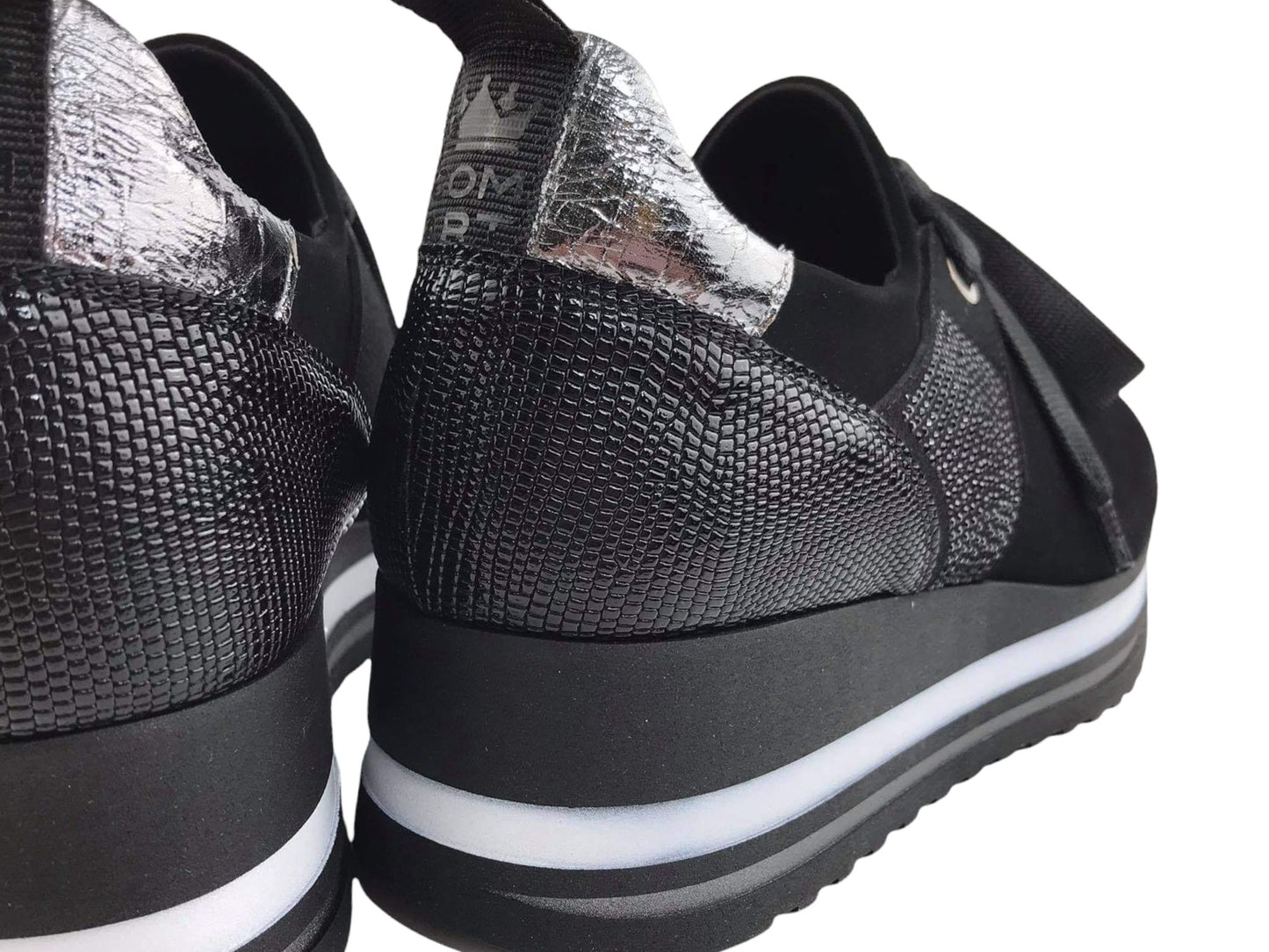Comart | Zapatos sneakers negros Nobuck de mujer con lazo Milano