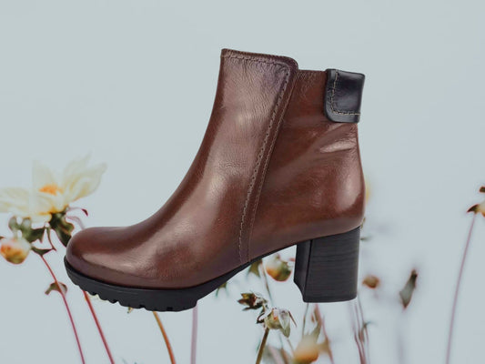 Plumers | Xila brown smooth leather high-heeled ankle boots