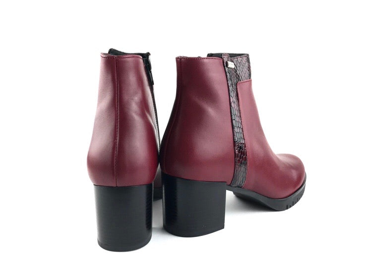Rizzoli | Women's mid heel ankle boots with side zipper Helsinki Bordeaux Waterproof