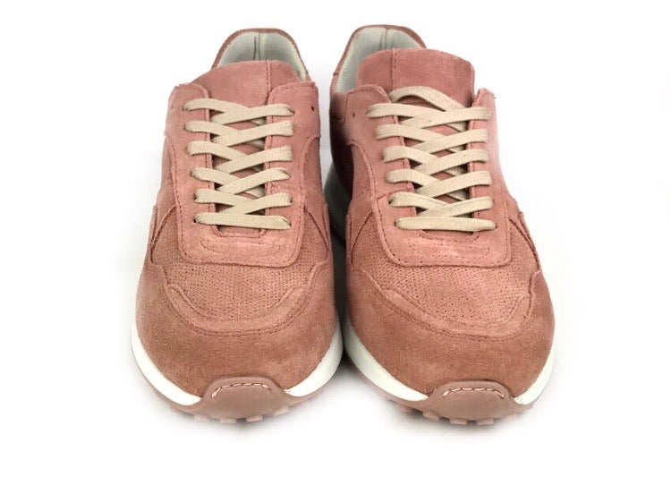 Giorge Falcone | Sneakers Barbie
